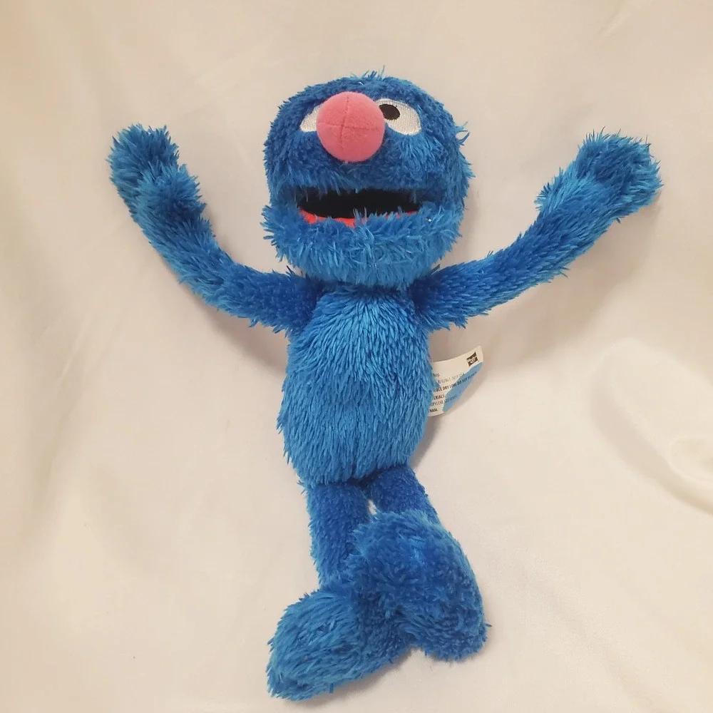 Sesame Street Grover Plush Blue Stuffed Animal Hasbro 37585 8 Inch Toy